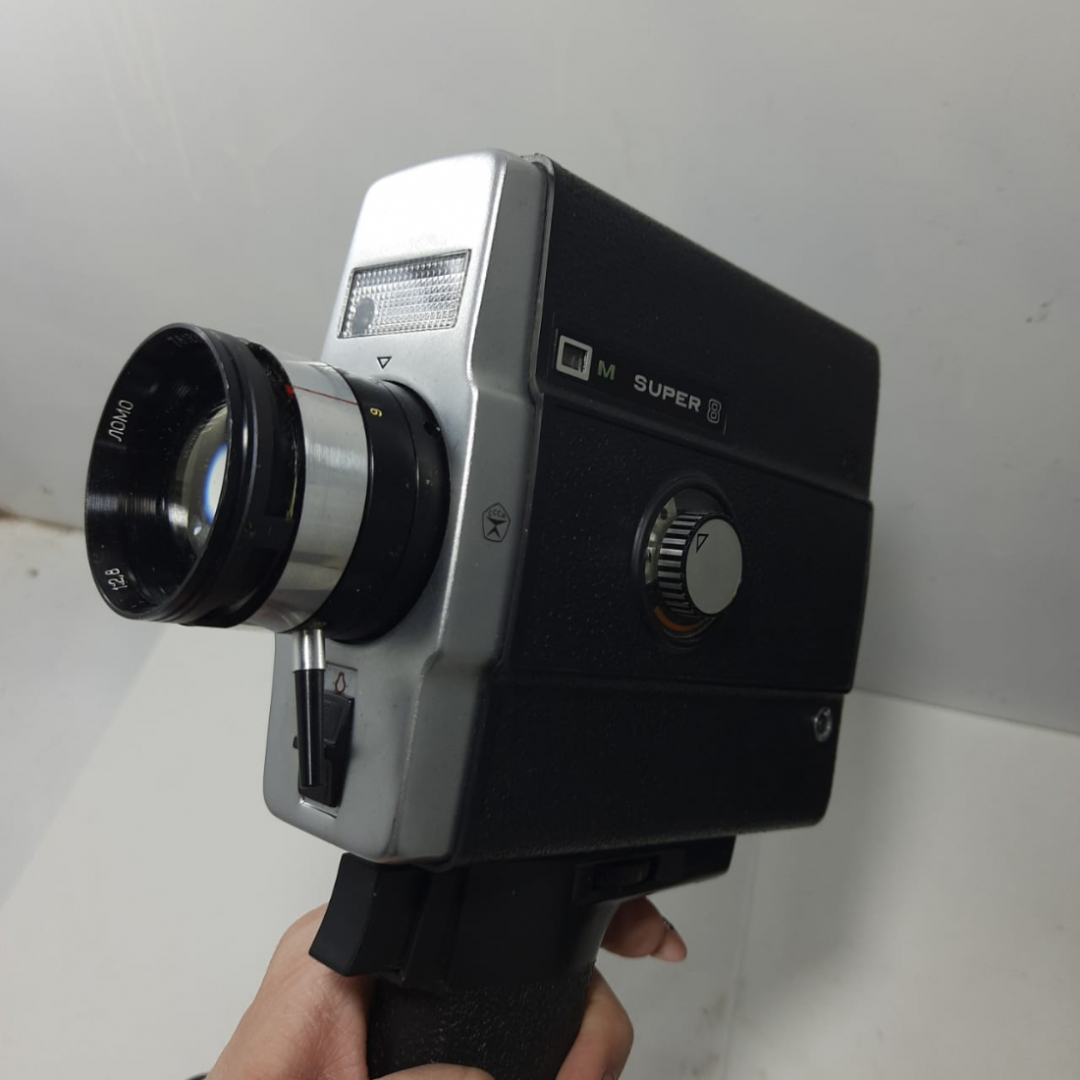 Кинокамера LOMO 214. Картинка 2